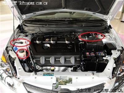 蓝色的是加玻璃水,这个知道 昨天看位置1中液体位置已经到low了.