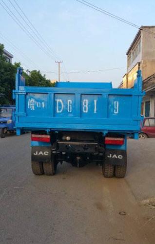 出售江淮鼎力自卸车 - 3.8万