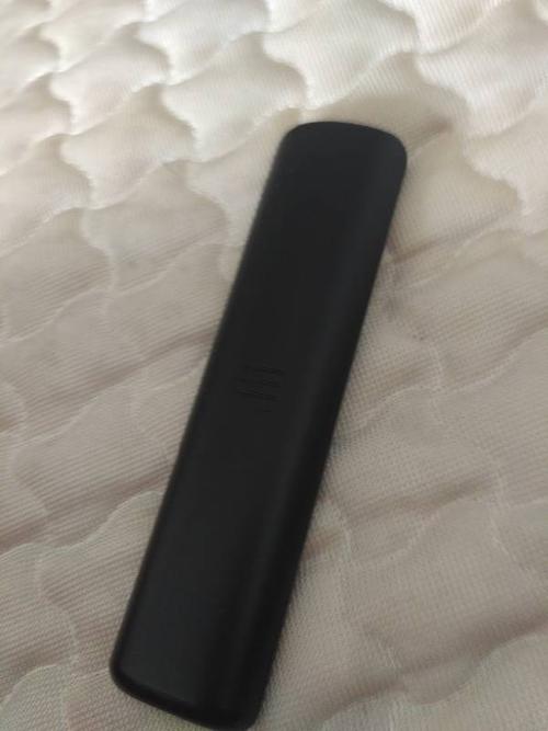 tcl电视遥控器.后盖打不开.怎么办?