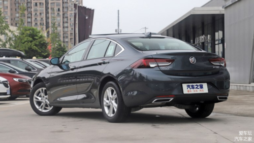 内部空间舒适,部分车型大降价,2020款君威现在下手明智吗?