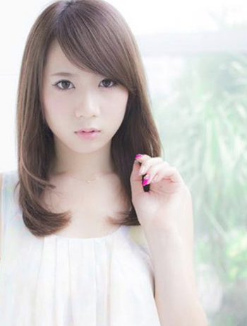 内扣发型图片中长发 长刘海内扣中长发让你更纯美