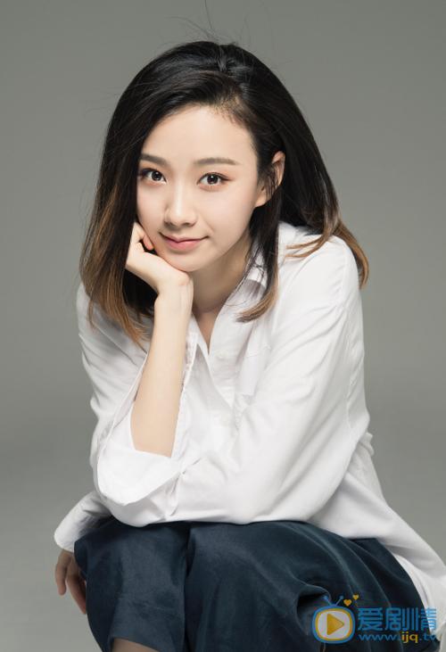 致我们暖暖的小时光王珊是谁演的 王珊扮演者郑英辰资料