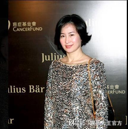 李嘉欣为什么不放过何超琼?因为何超琼的反击太高明