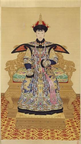 清乾隆 《孝贤纯皇后朝服像》轴 北京故宫博物院藏