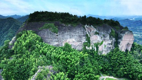 石泉石美石城,在这里观看千佛丹霞_景点_通天寨风景区_石城县莲乡文化
