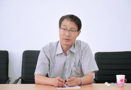8月19日,旗委常委,宣传部部长任志刚主持召开了新闻宣传工作会议.