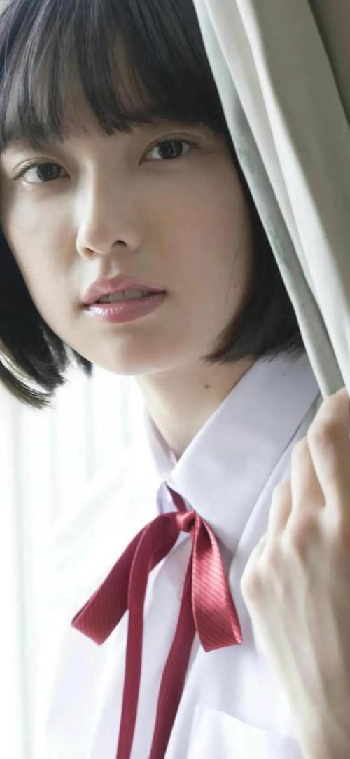 加藤小夏的性感大片写真