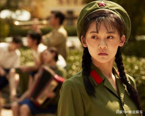 《芳华》之后,苗苗和钟楚曦,一个默默无闻,一个话题不