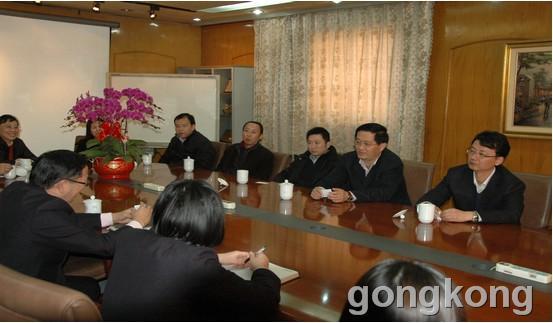 2014无锡市滨湖区副区长宋晓一行来公司慰问考察