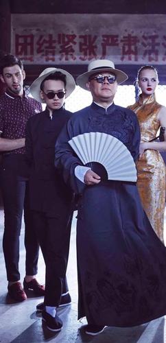 抖音郭德纲吃西瓜壁纸(高清图)