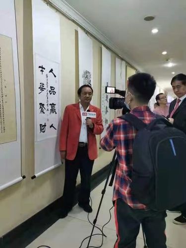 名家艺术联盟王文明作品被大使馆作为国礼郑重收藏
