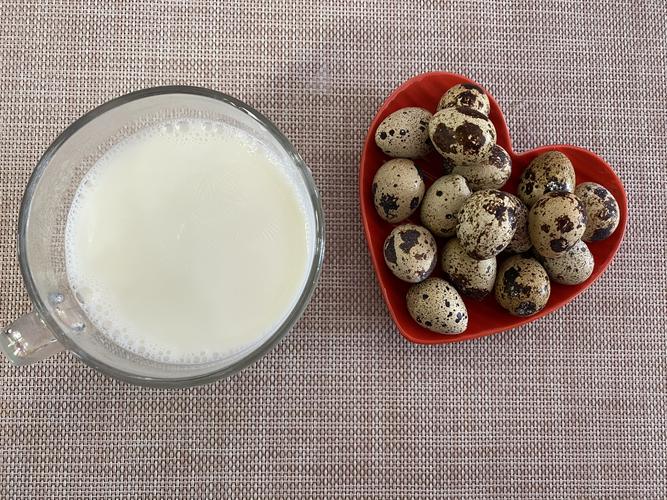 上午点:牛奶 鹌鹑蛋