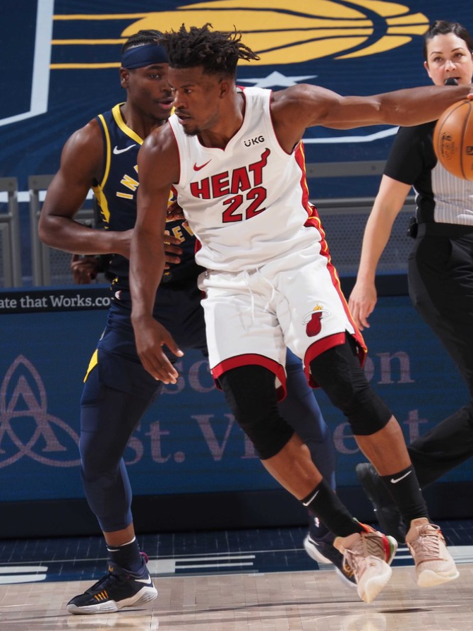 巴特勒 李宁闪击7