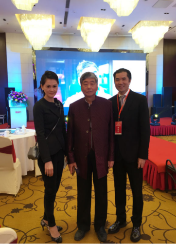 卡尔丹顿带领高端时装职业挺进"烯年代"   卡尔丹顿作为我国高端