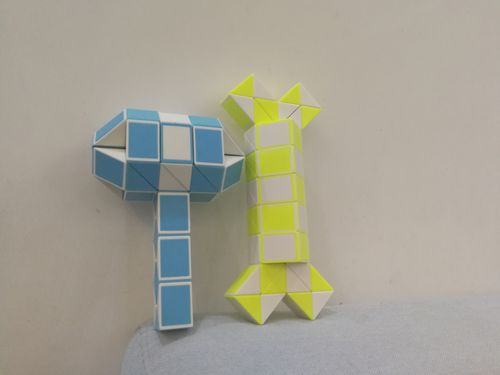 百变魔尺又来了,有小朋友一起玩的吗?