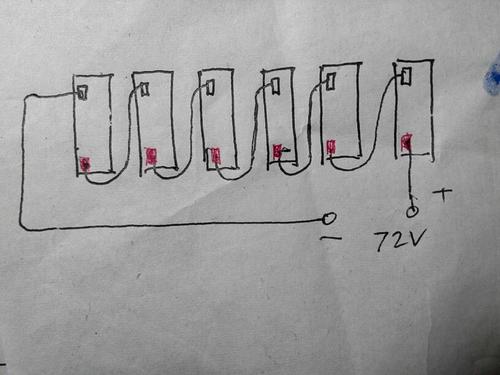 六块电动车的电瓶怎么连接到一块充电