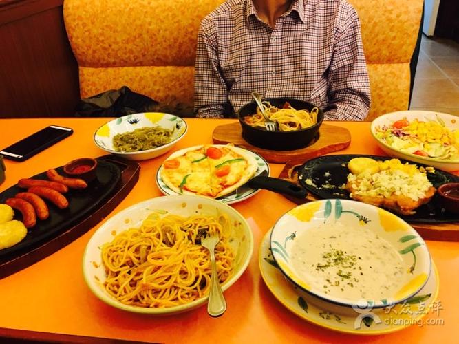 萨莉亚意式餐厅河东万达店