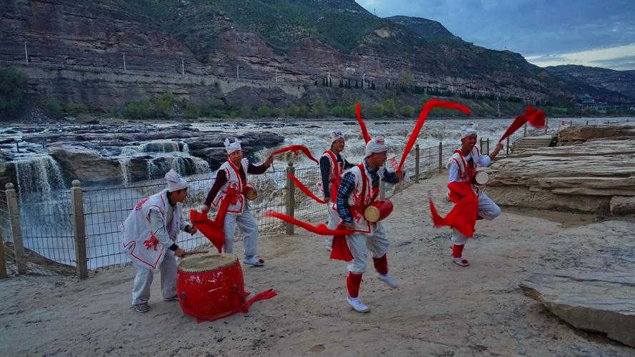 黄河大秧歌. - 人物类-摄影大赛2016 - 国家地理中文网