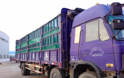 东风紫罗蓝高栏车 - 3.8万