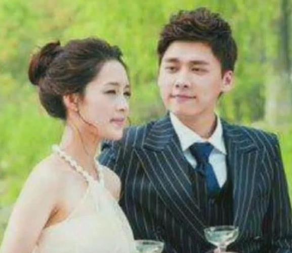 李易峰5张"结婚照",前4个已经结婚,网友:最后一个他不