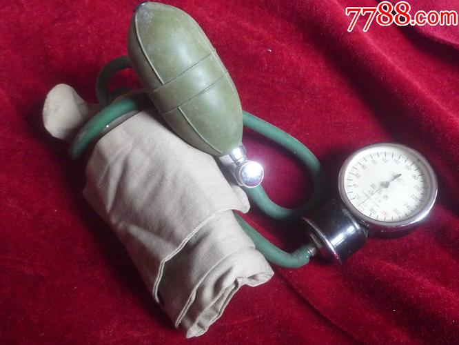 老式《血压计》