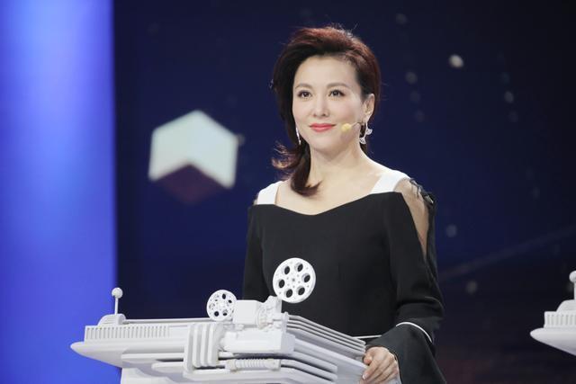 由cctv4中文国际频道重磅打造,全球首档电影文化竞赛类节目《环球影迷