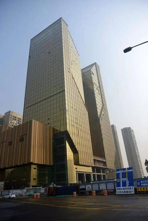 成都新建"土豪金"大楼,金光闪闪十分抢眼