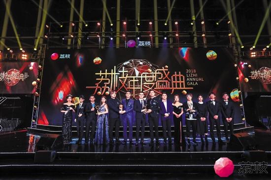 比如《舌尖上的中国》等作品的配音演员受追捧,《声临