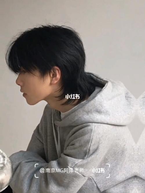 男生超帅狼尾鲻鱼头92日系男孩_鲻鱼头_狼尾_发型_男士发型_男士