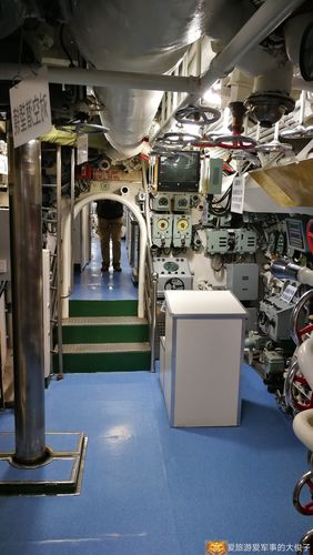 中国海军,常规潜艇,内部实拍,保养,大开眼界