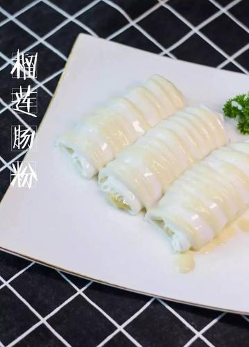 不腻的动物奶油搭在一起, 更适合在清爽的夏天吃呢~ 芒果肠粉人间美味
