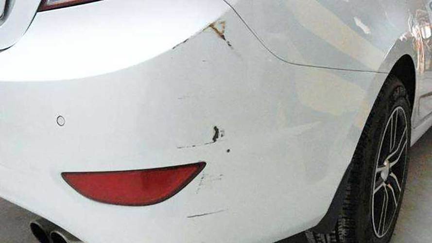 白色车漆划痕怎么处理需要多少钱