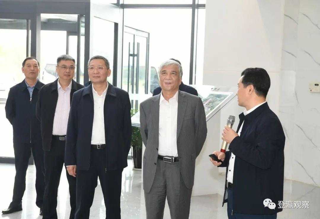 全国人大常委会调研组来盐考察 丁仲礼率队并听取意见 崔浩参加