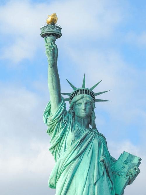美国-自由女神像视界·建筑含义世界上每个国家都有自己的特色代表
