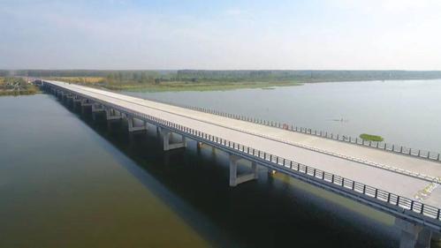 宝应湖特大桥长目前