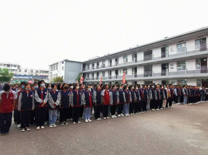 界首二中第二届校园读书节开幕