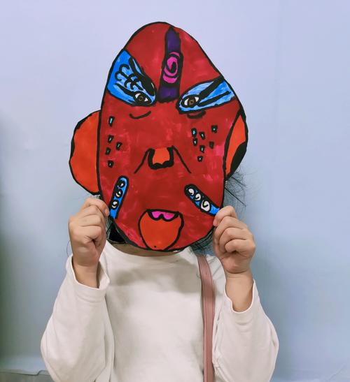 实验幼儿园大四班:画脸谱 识国粹