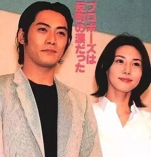 竹野内丰5年情断只因这点!多次感叹:有愿意和我结婚的人就好了!