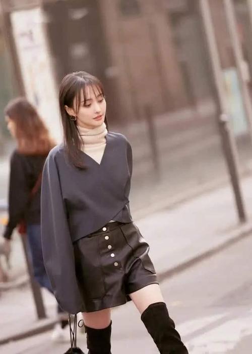 郑爽"又双叒"瘦了?身材撑不起廓形西装,网友:赶快多吃