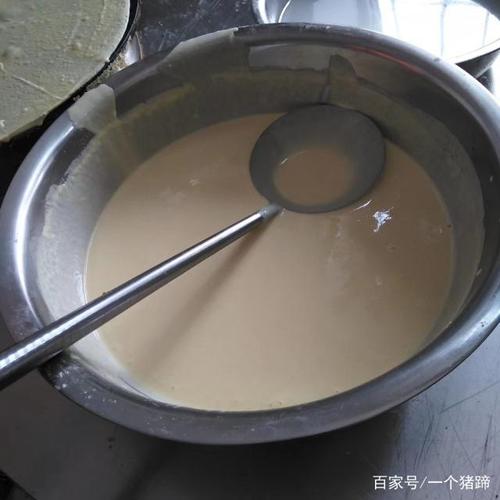 煎饼果子制作过程