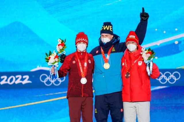 冬奥赛场北京冬奥会首场颁奖仪式在张家口举行