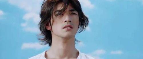 《薰衣草》:金城武这是什么神仙颜值,一身天使装扮迷倒了无数人