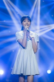 来自安徽,7岁. 汤晶锦,歌影精灵.来自马来西亚,11岁.