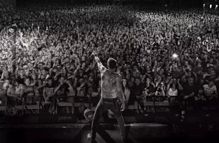 【纪念查斯特·贝宁顿】 林肯公园演唱过的电影主题曲,每一句都在为