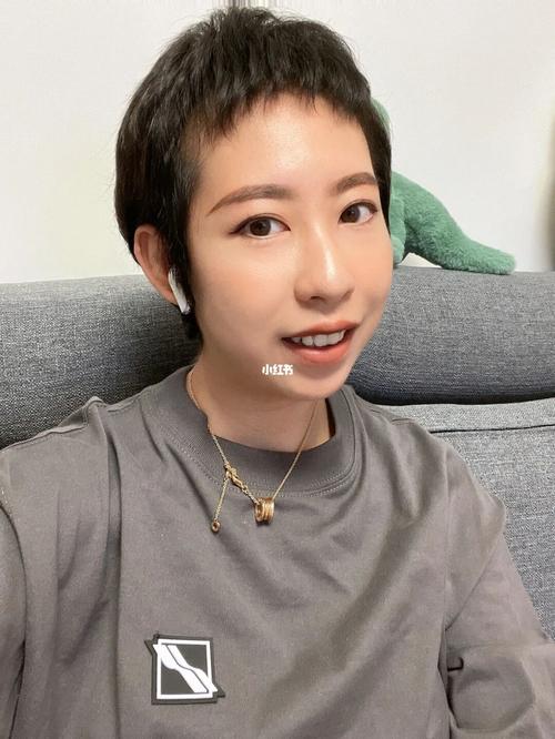 超短发也挺精神的,爱上每个阶段的自己_超短发_短发_乳腺癌_医疗健康
