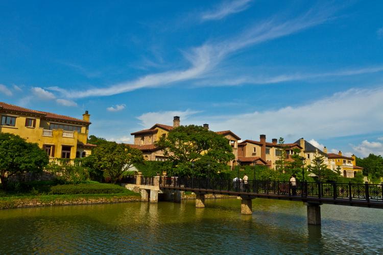 恬静的小镇-九龙湖