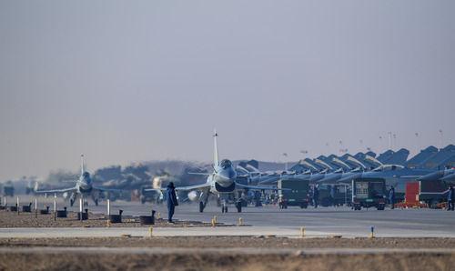 空军某试验训练基地:戈壁深处崛起军事科技人才高地