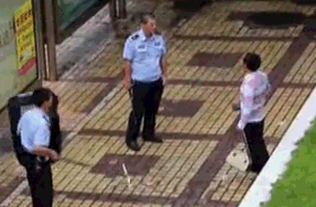 蒙多,赖线不走,被盖伦q沉默配合潘森连招一波带走,一 .