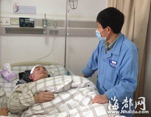 福州医院内"黑护工"数量不少 监管存空白地带