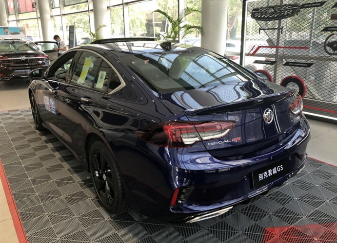 探店丨别克君威gs上路22万多便有bose音响智能可变悬挂等